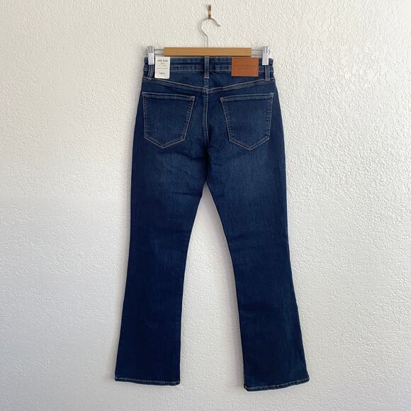 NWT Lucky Brand Sweet Boot Mid-Rise Jeans Womens Size 28 Dark Wash Stretch Denim - Picture 3 of 10